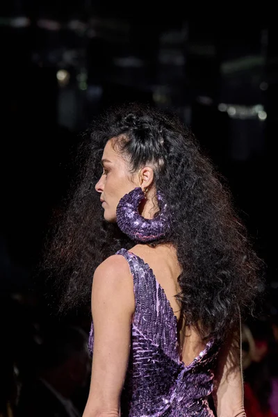 Look 101